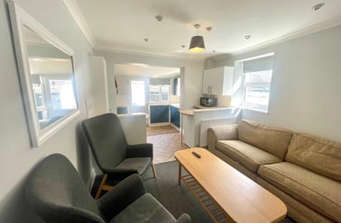 Chaddlewood Avenue, Lipson, Plymouth - Image 3